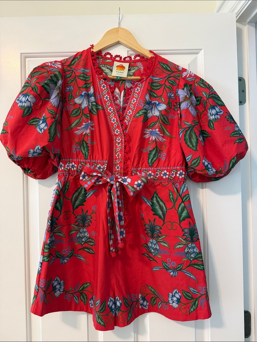 Bright Red Floral Puff Sleeve Tunic Romper XS. NWOT